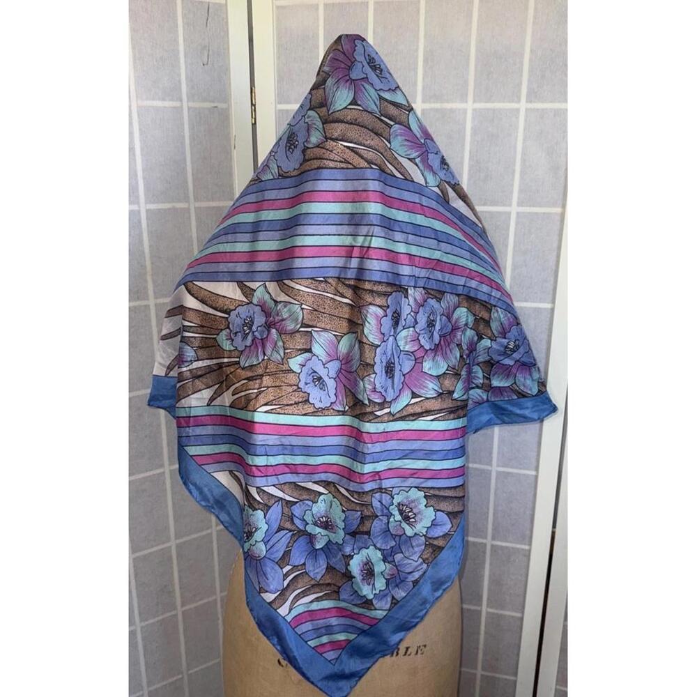 Vintage Floral Designer Luxury Fancy‎ Blue Striped Tropical Vera Old Money Scarf